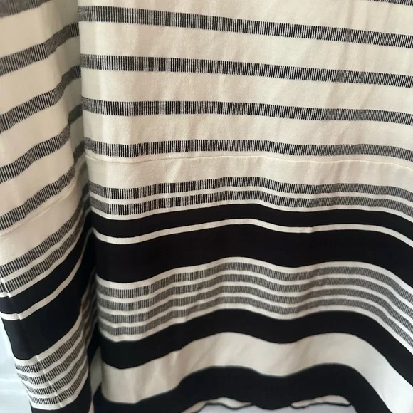 J. Jill Wearever sleeveless dress Black and White Striped. Size large petite. - Picture 7 of 9